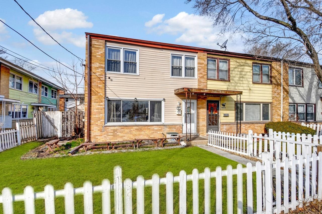 543 Lynn Ct. #B, Glendale Heights, IL 60139