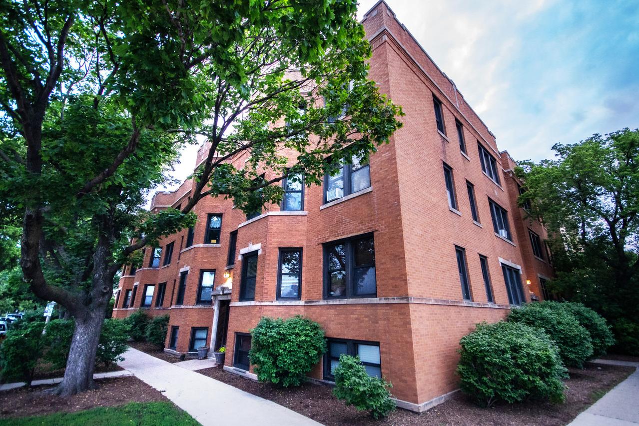 846 Wesley Ave. #3, Oak Park, IL 60304