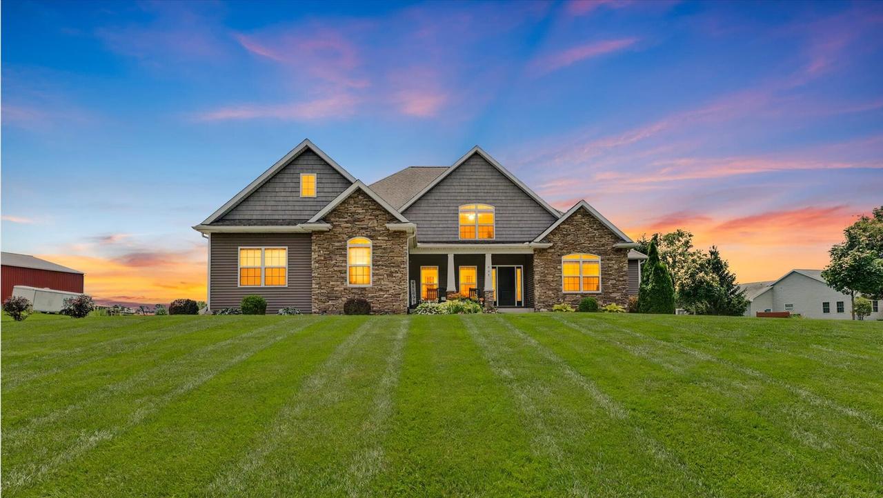 801 Trailblazer Ln., Monticello, IL 61856