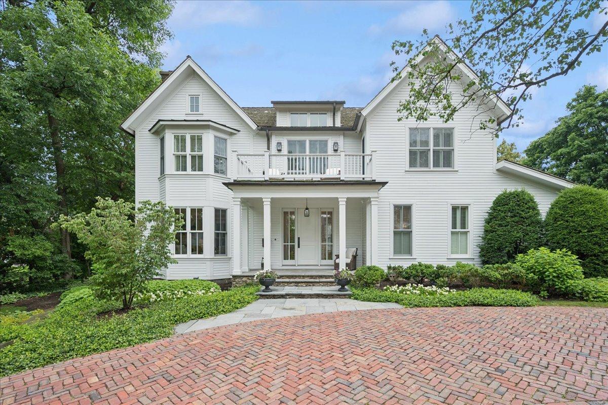 785 Mount Pleasant St., Winnetka, IL 60093