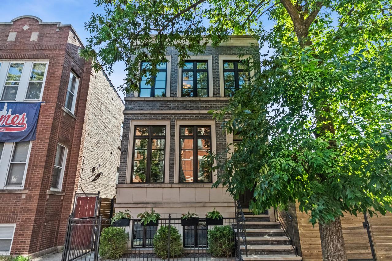 904 S Miller St., Chicago, IL 60607