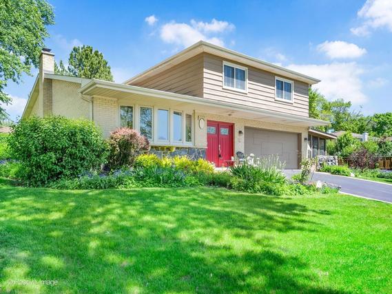 New Homes For Sale This Week That Attend Roselle Middle School: June 19th to June 25th