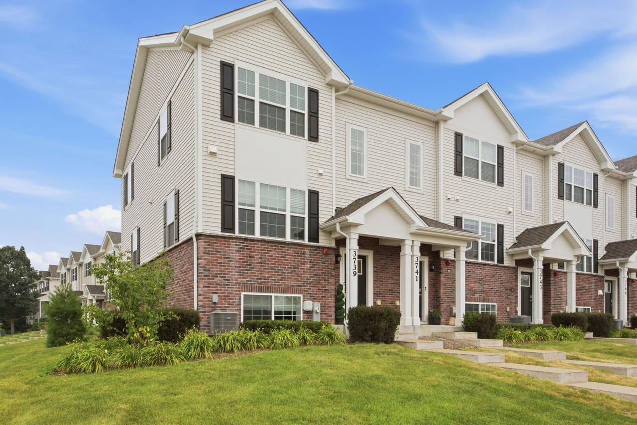 3739 Bissel Dr., Yorkville, IL 60560