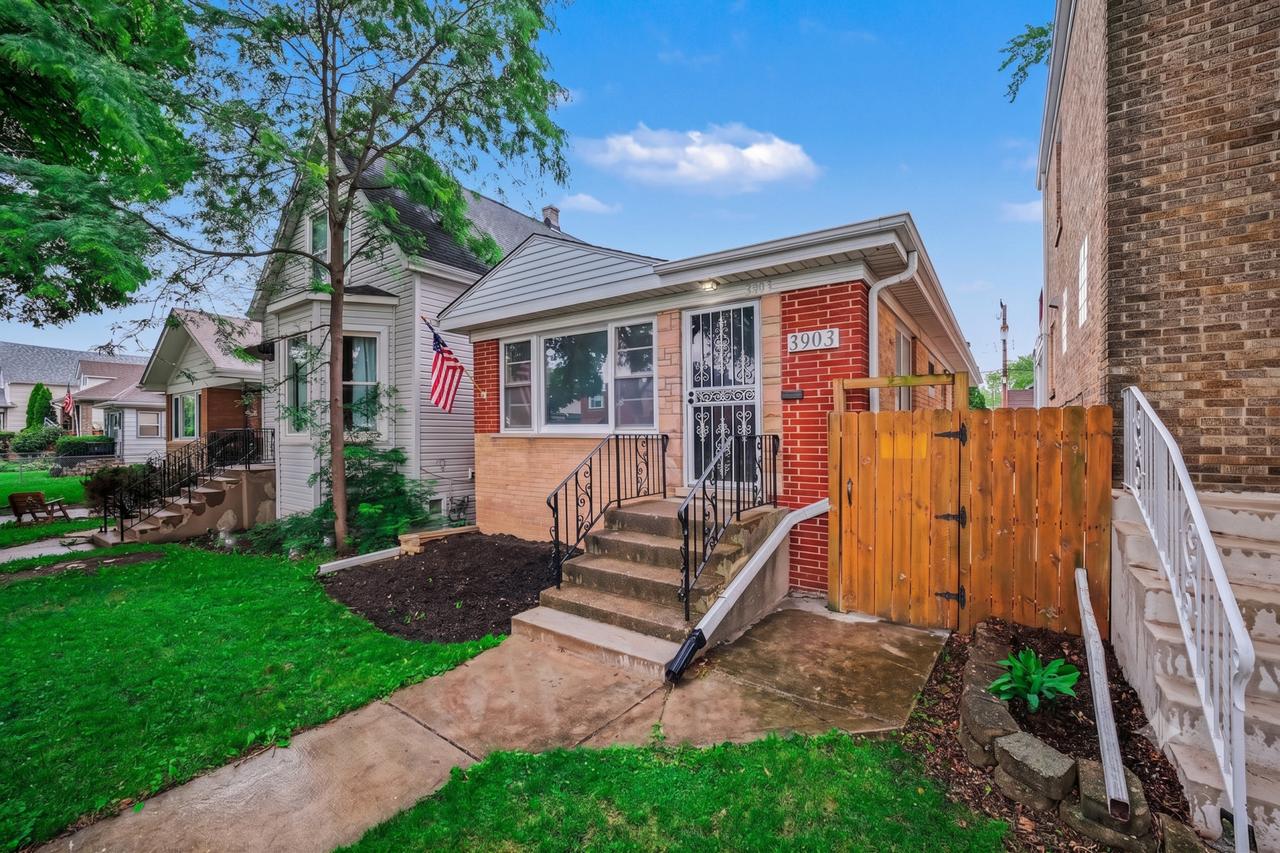 3903 N Neva Ave., Chicago, IL 60634
