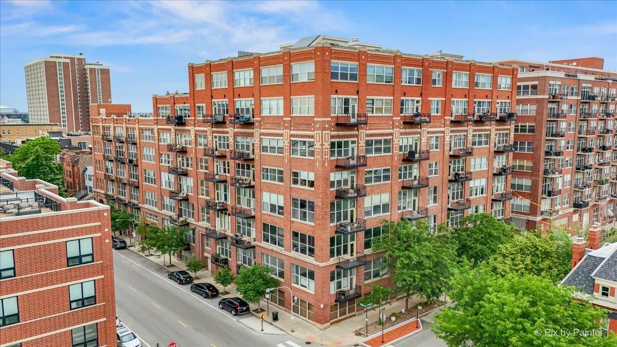 1500 W Monroe St. #422, Chicago, IL 60607