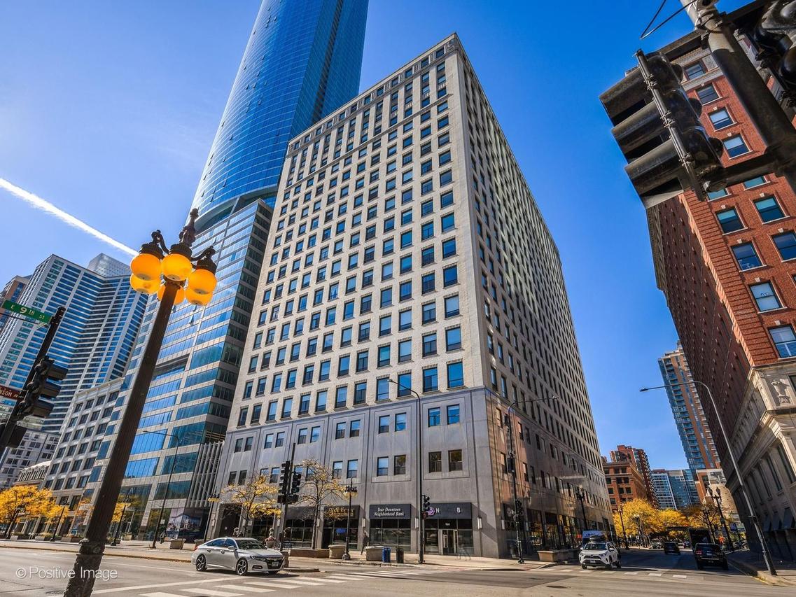910 S Michigan Ave. #611, Chicago, IL 60605