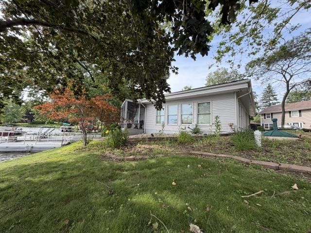 1511 W Point Dr., Mahomet, IL 61853
