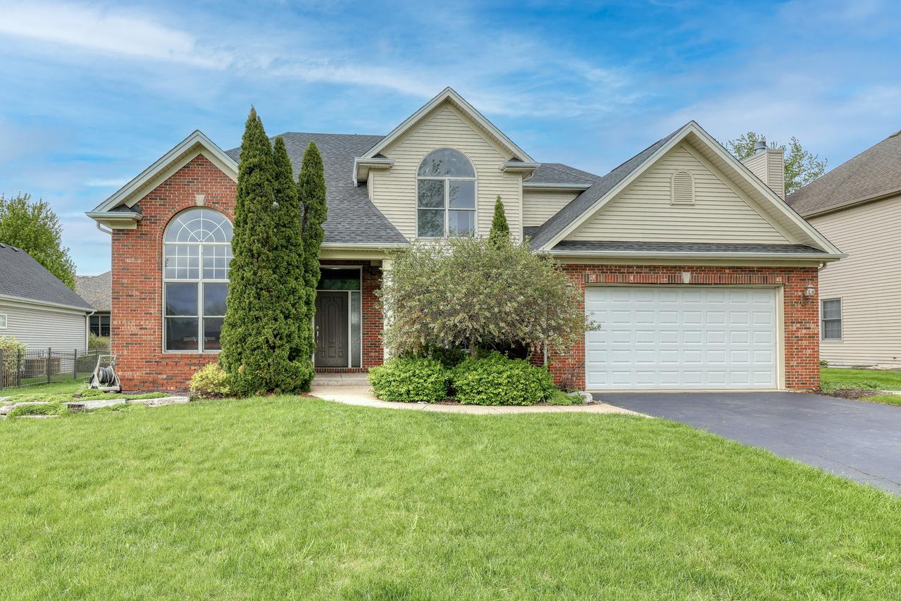 990 Citizen Ave., Elburn, IL 60119