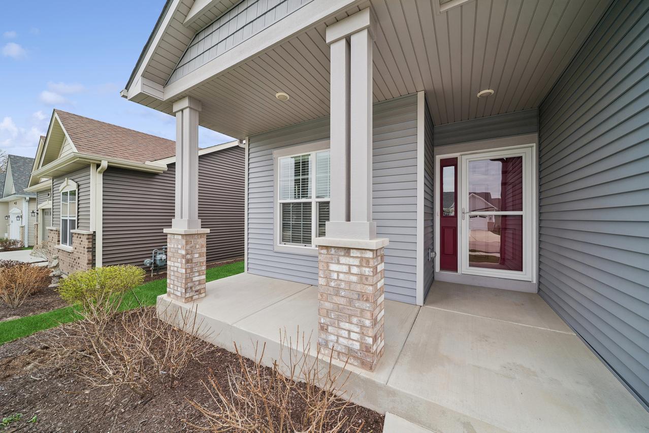 807 Alexandra Ln., Yorkville, IL 60560