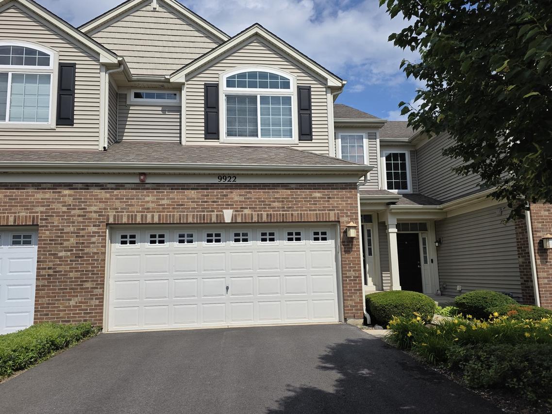9922 Cummings St., Huntley, IL 60142