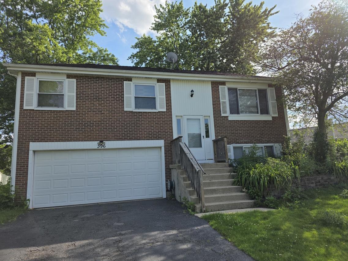 396 Woodhollow Ln., Bartlett, IL 60103