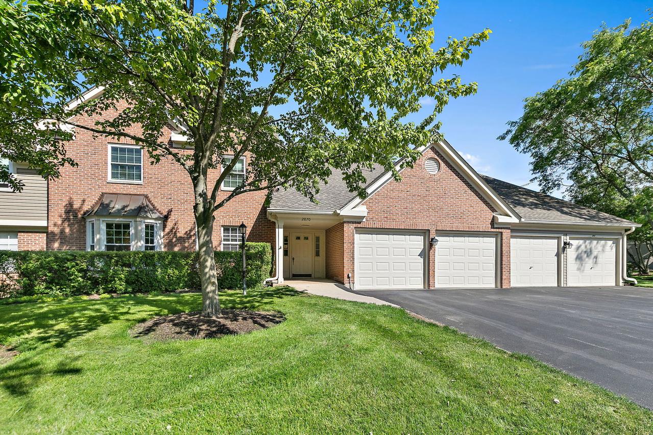 2870 Meadow Ln. #V1, Schaumburg, IL 60193