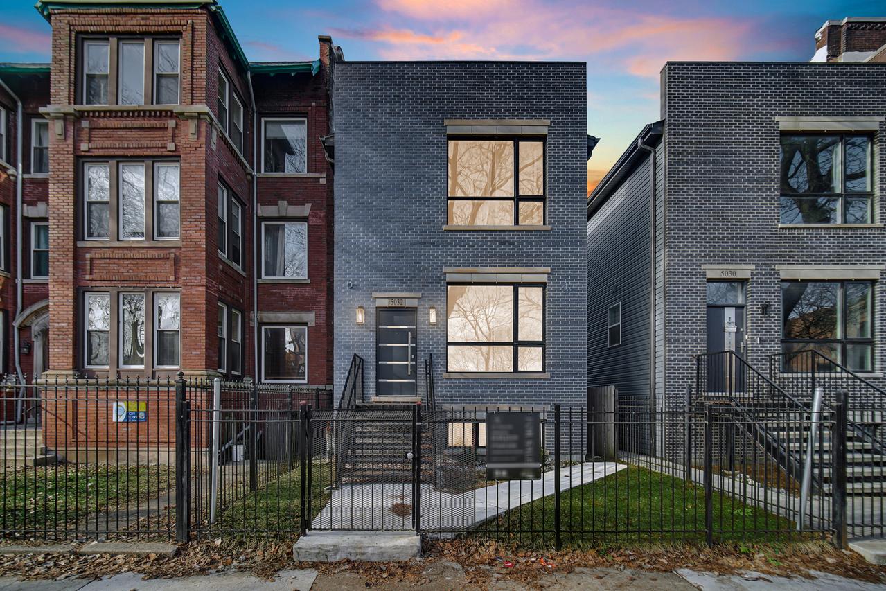 5032 S Michigan Ave., Chicago, IL 60615