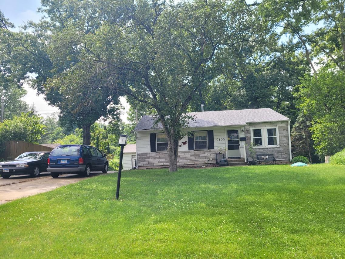 7806 Westview St., Woodridge, IL 60517