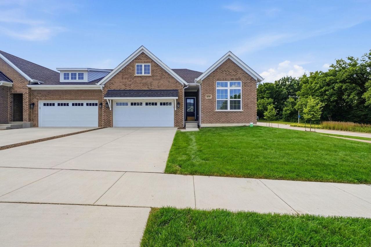 16590 Kayla Dr., Lemont, IL 60439
