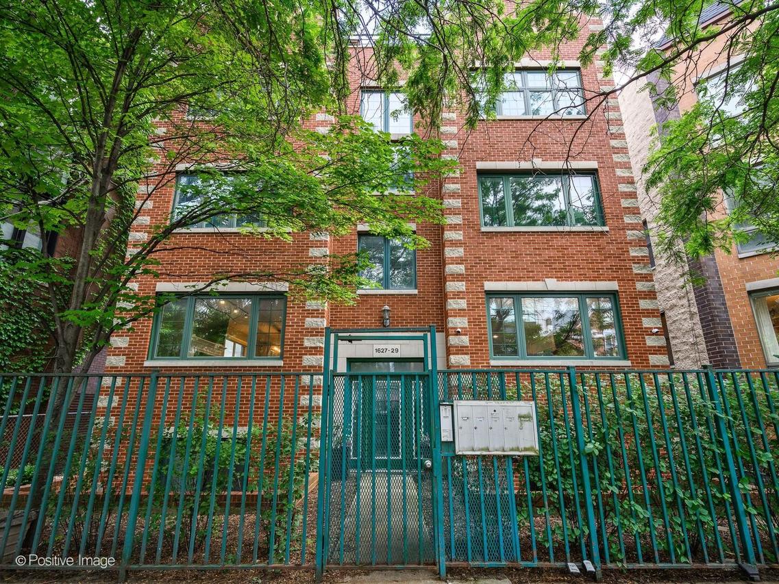 1629 W Le Moyne St. #2W, Chicago, IL 60622