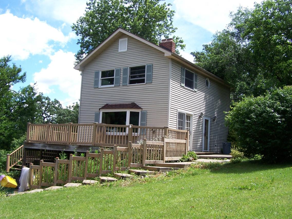 3212 Pleasant Dr., Wonder Lake, IL 60097