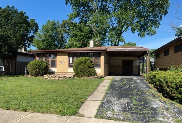 17214 Country Ln., East Hazel Crest, IL 60429