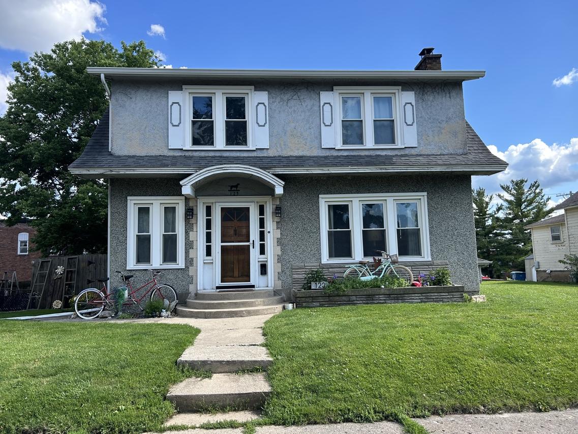 123 E Erie St., Spring Valley, IL 61362