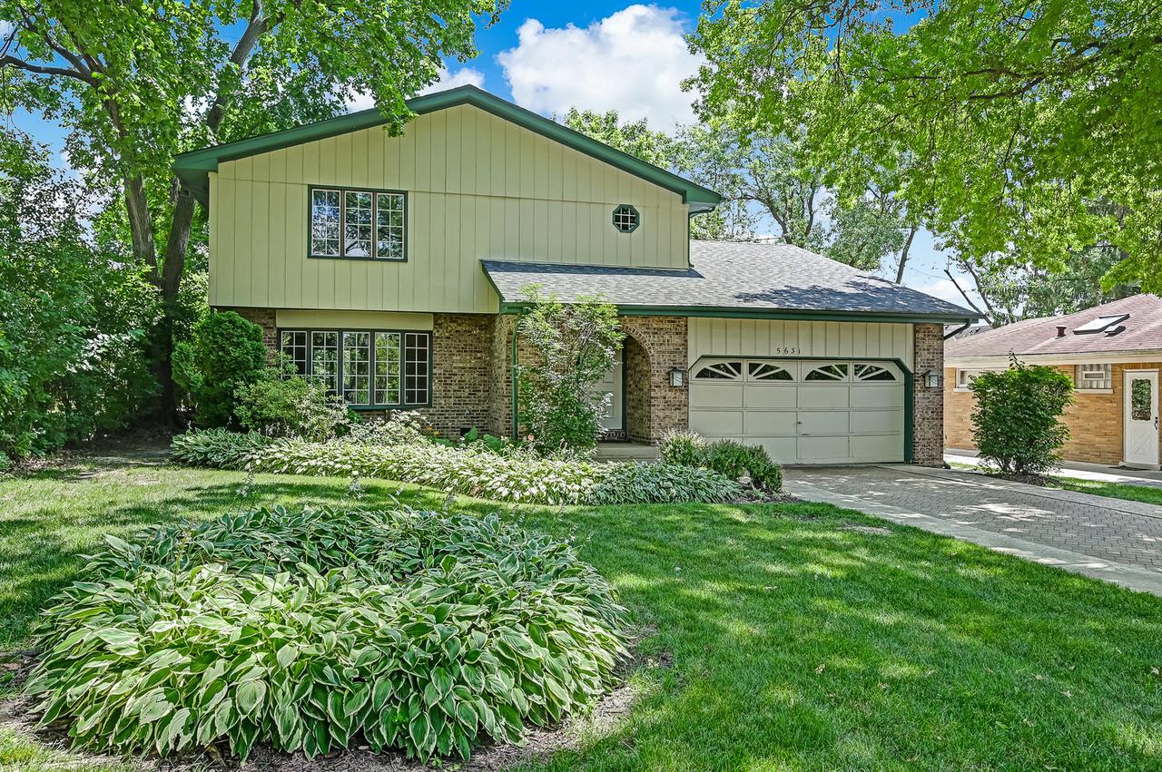 5631 S Elm St., Hinsdale, IL 60521