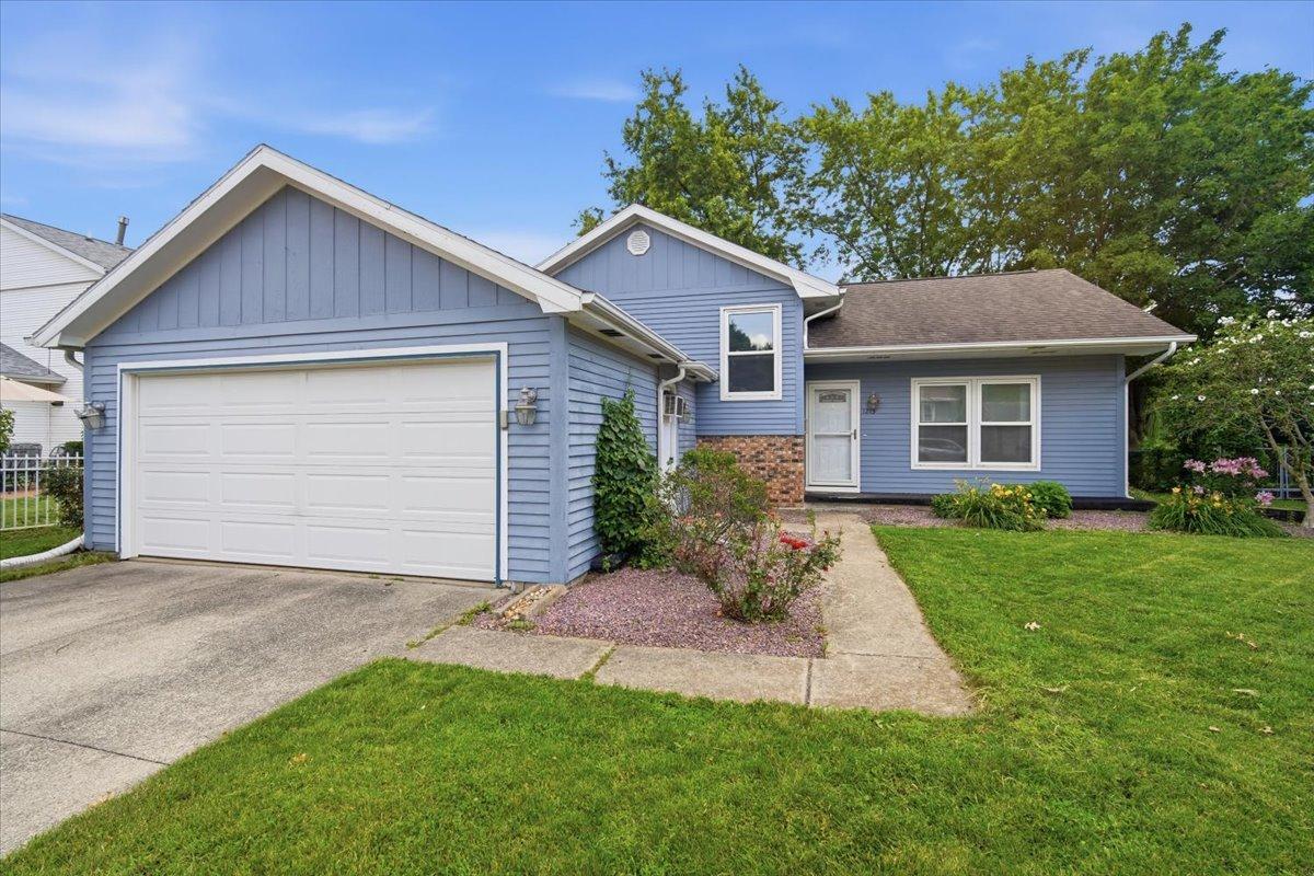 1213 Brentwood Ct., Normal, IL 61761