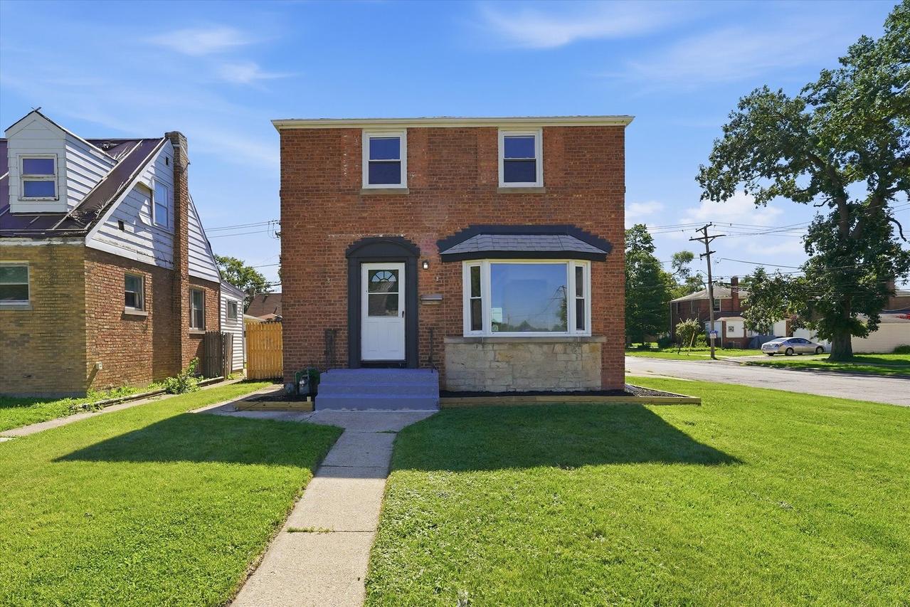 1547 Forest Ave., Calumet City, IL 60409