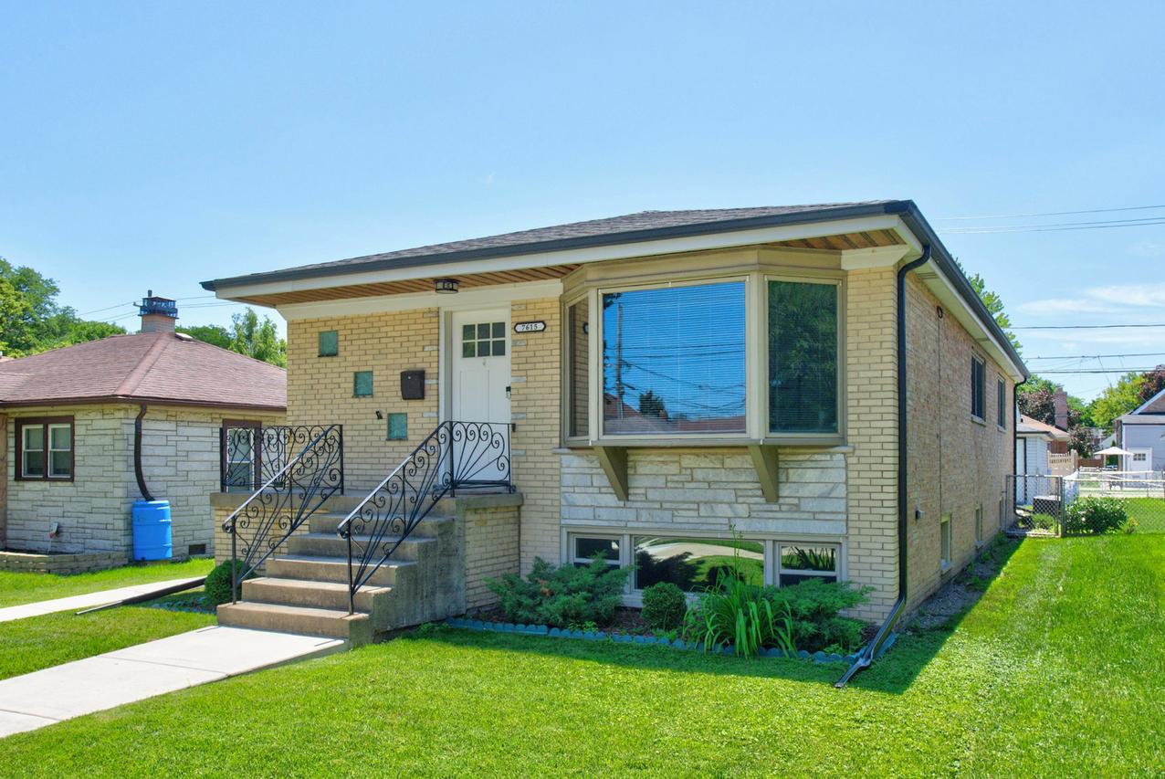 7615 W Bryn Mawr Ave., Chicago, IL 60631