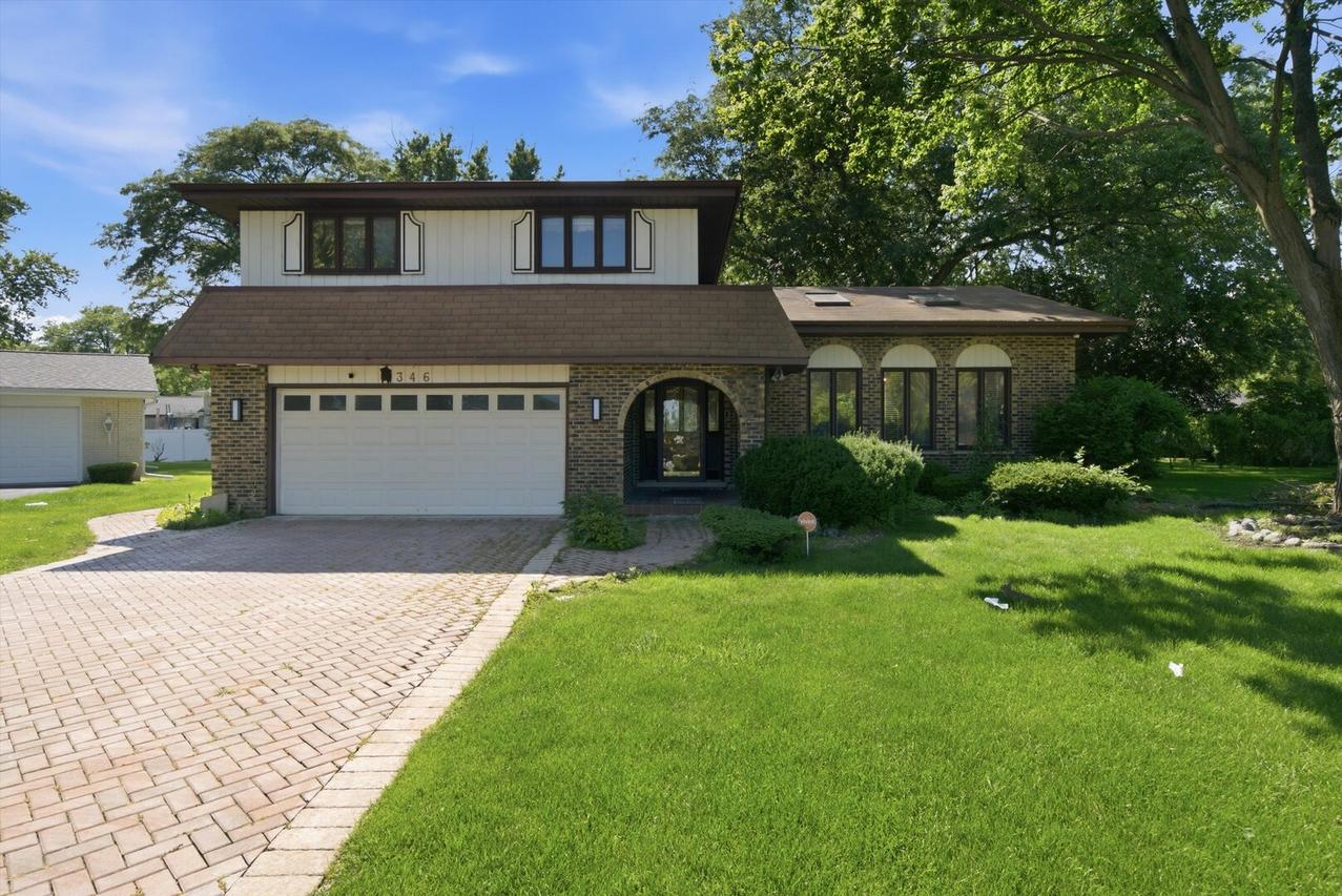 346 Butternut Dr., Wood Dale, IL 60191