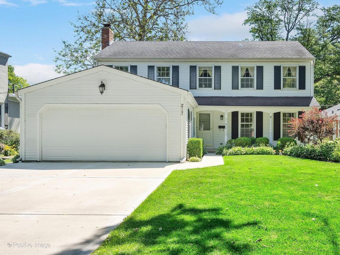 217 S Rex Blvd., Elmhurst, IL 60126