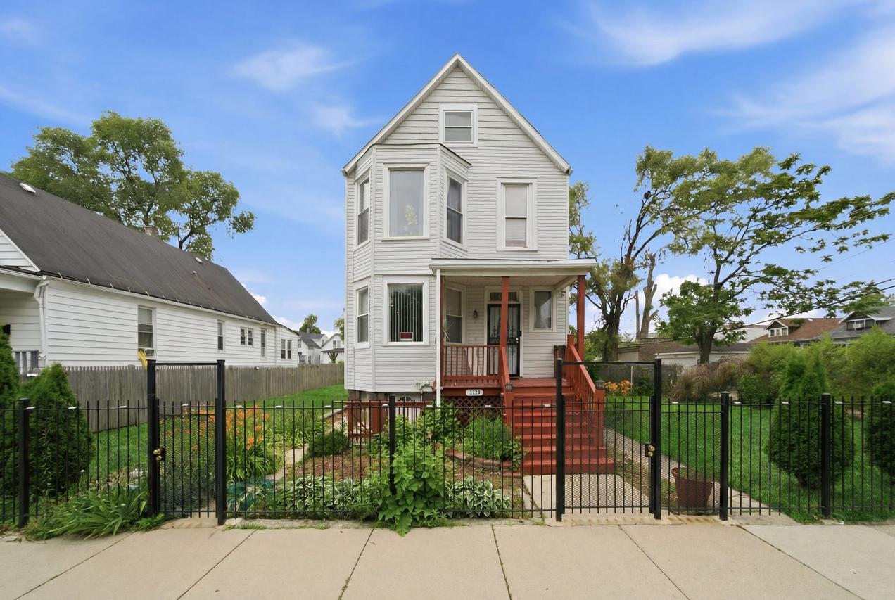 7118 S Aberdeen St., Chicago, IL 60621