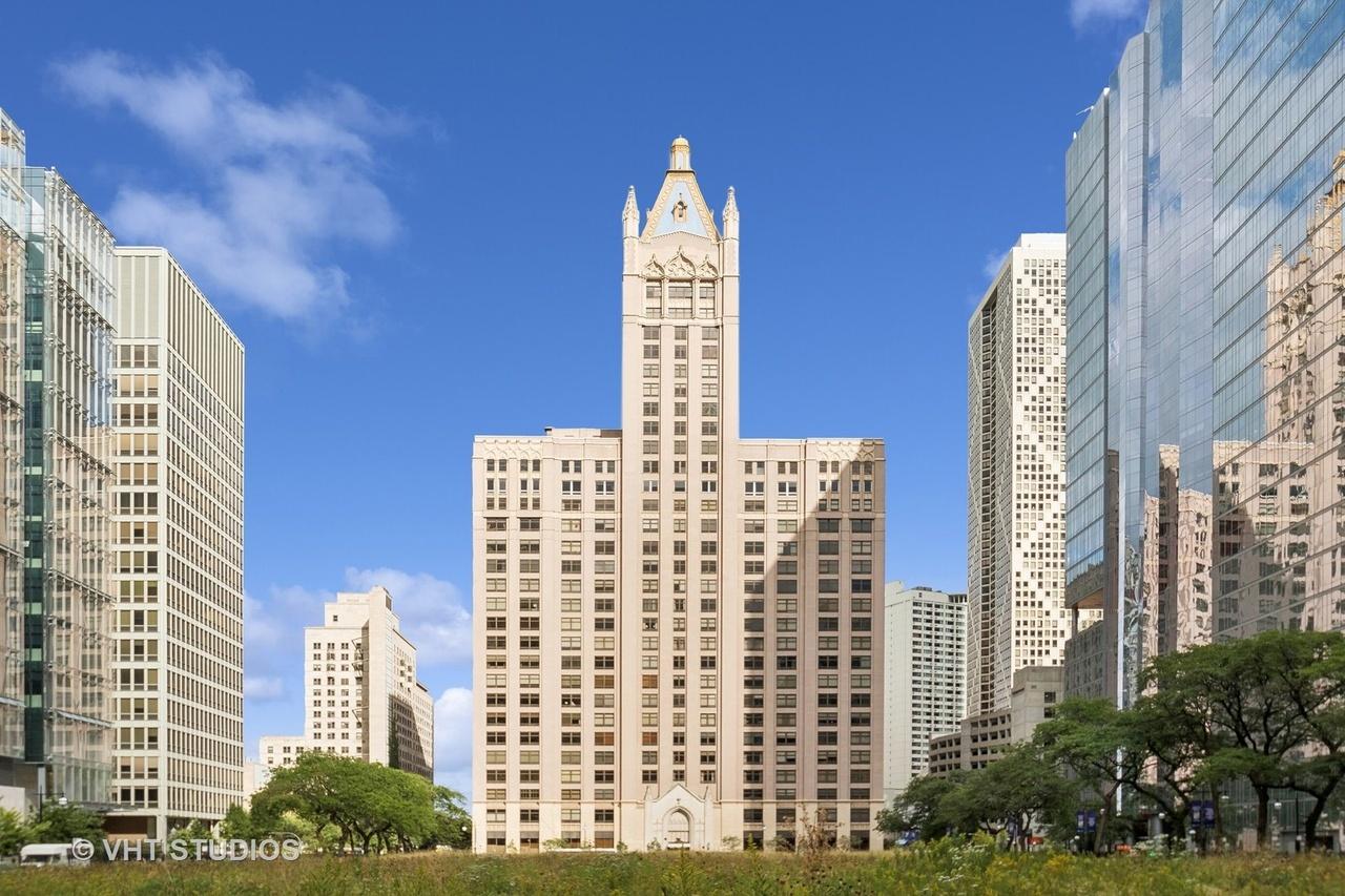 680 N Lake Shore Dr. #P-767, Chicago, IL 60611