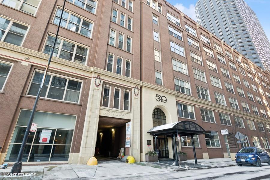 540 N Lake Shore Dr. #409, Chicago, IL 60611