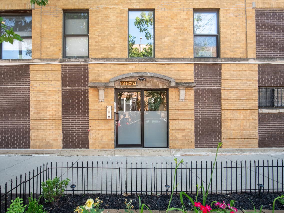 5133 N Winthrop Ave. #4B, Chicago, IL 60640