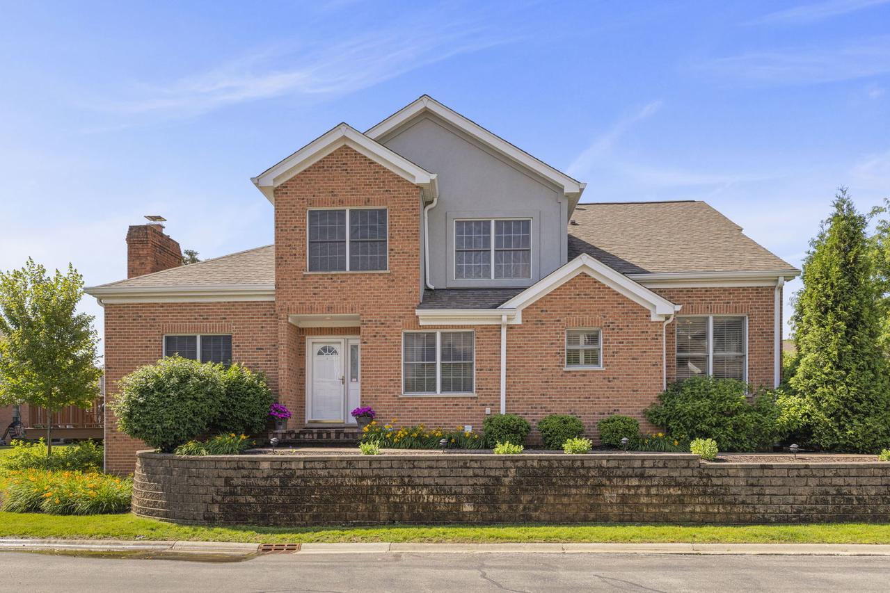 21 Chancel Ln., Glen Ellyn, IL 60137