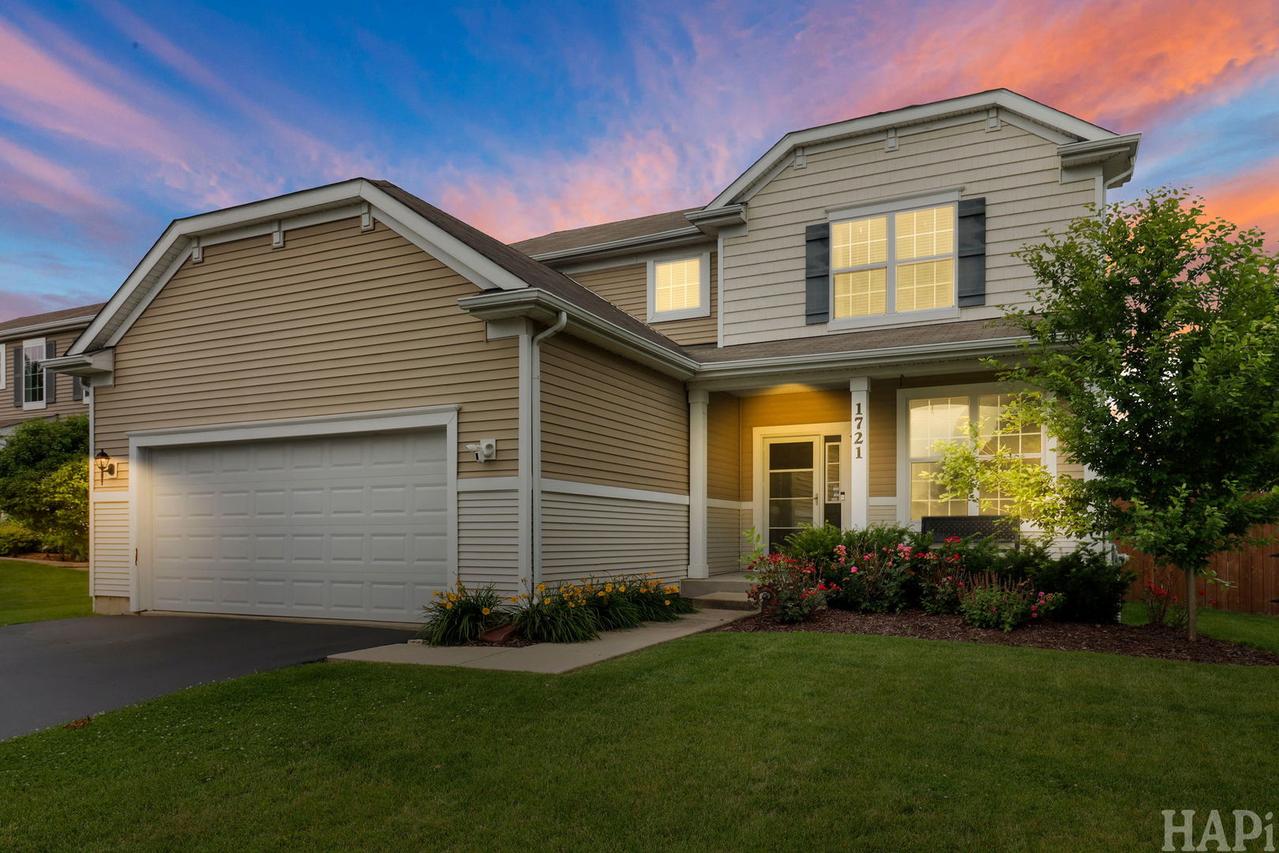 1721 Roger Rd., Woodstock, IL 60098