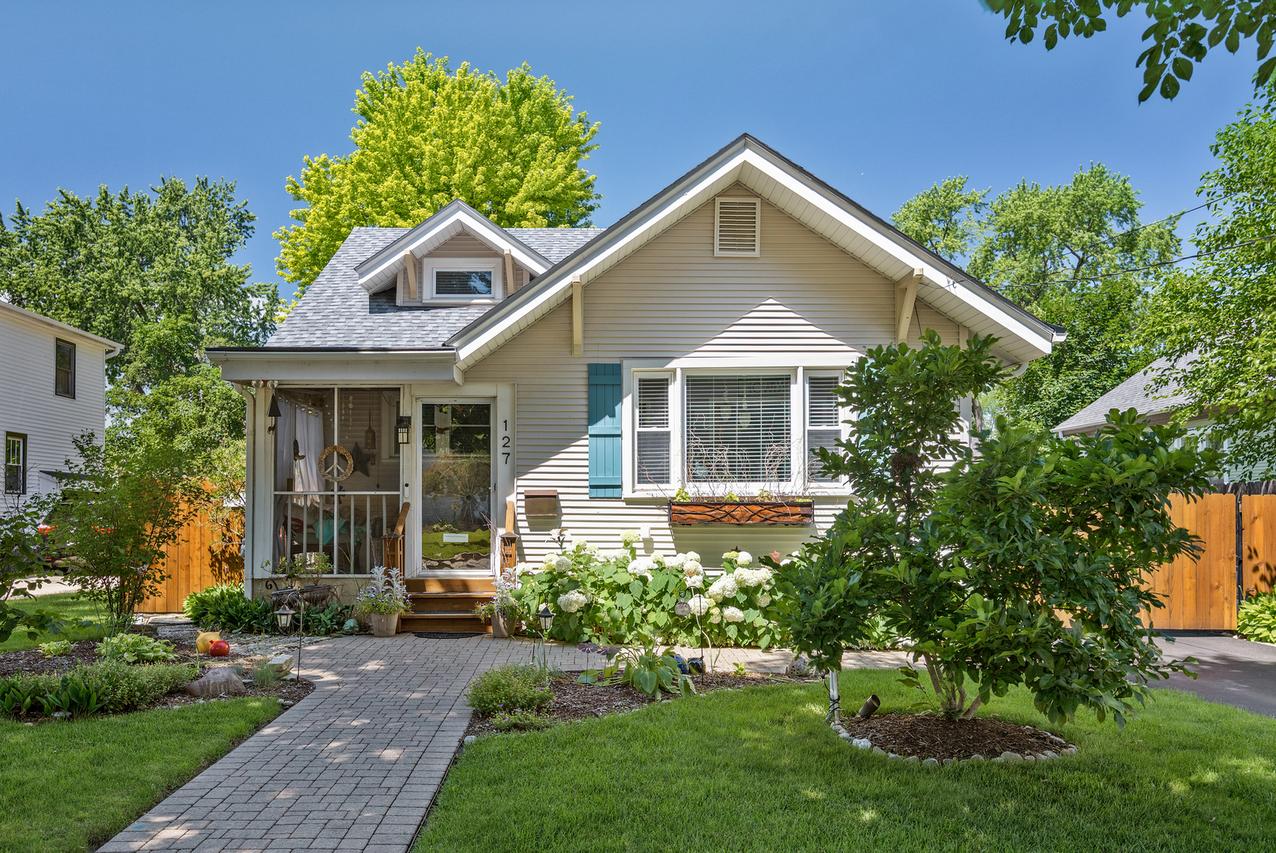 127 N Mallory Ave., Batavia, IL 60510