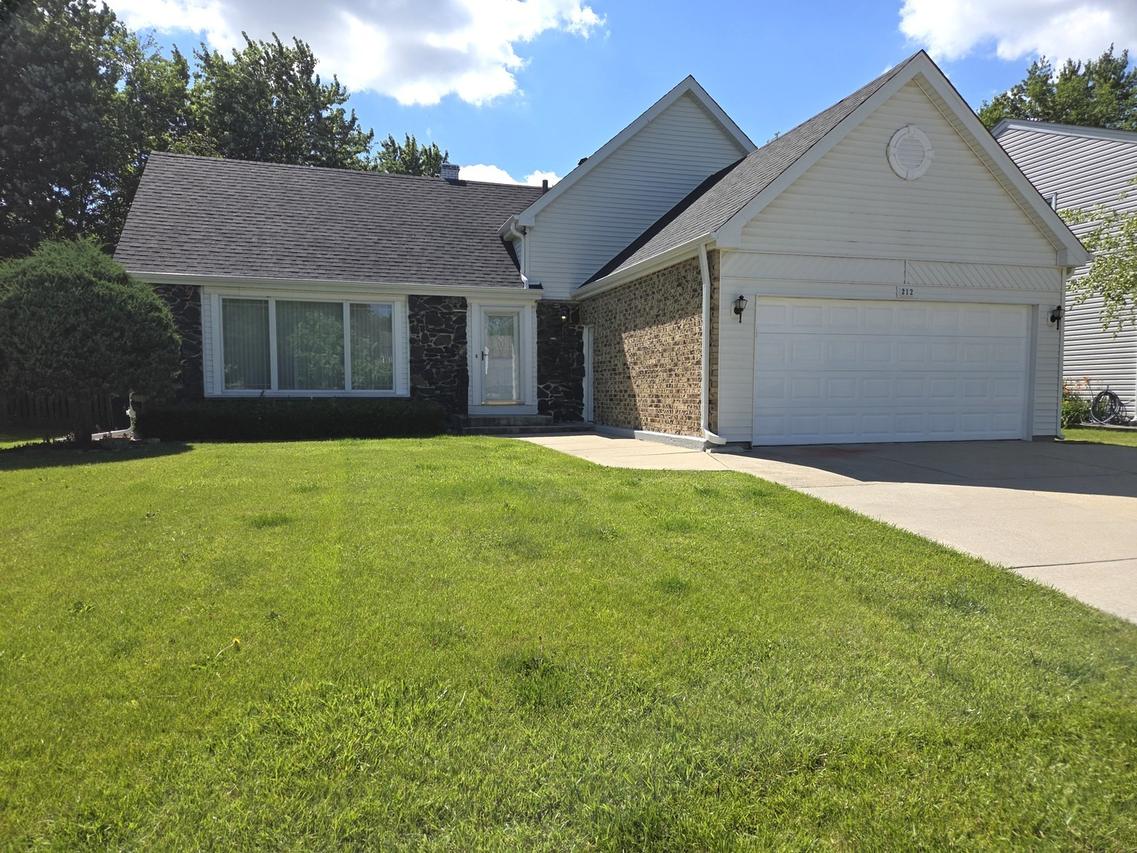 212 N Walnut Ln., Schaumburg, IL 60194