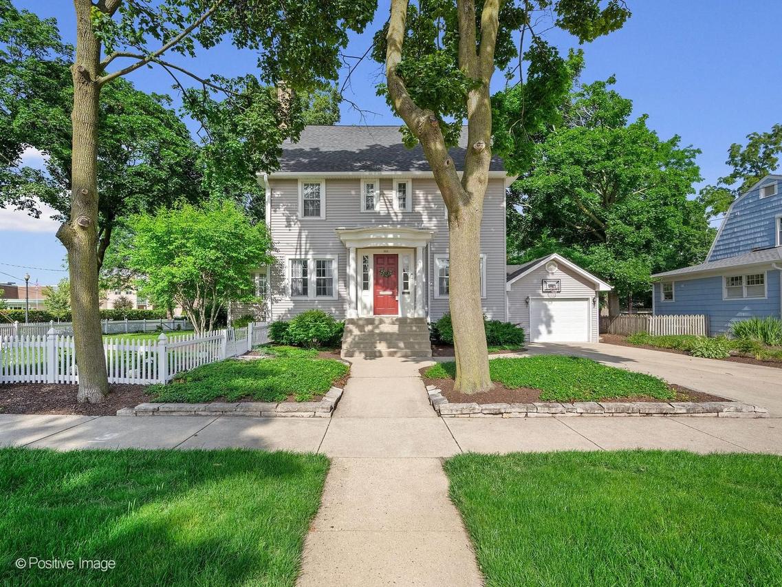 304 N Scott St., Wheaton, IL 60187