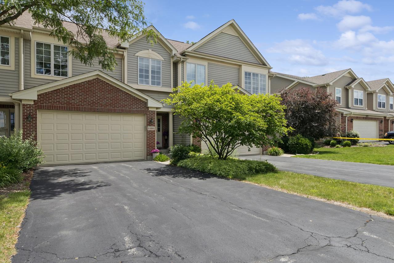1181 Westlake Dr., Cary, IL 60013