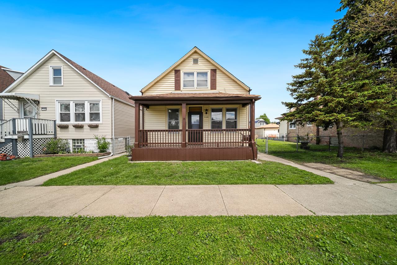 7120 41st St., Stickney, IL 60402