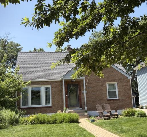 368 N Myrtle Ave., Elmhurst, IL 60126