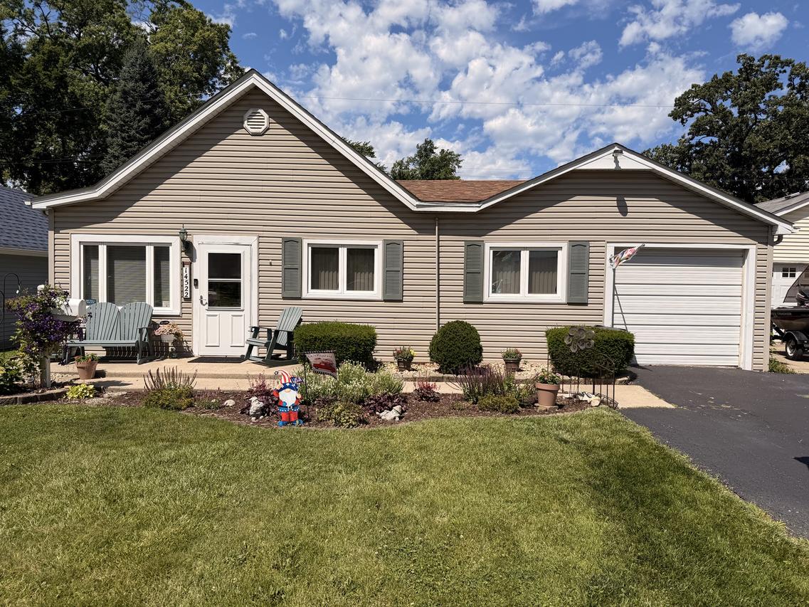 14522 Saint Louis Ave., Midlothian, IL 60445