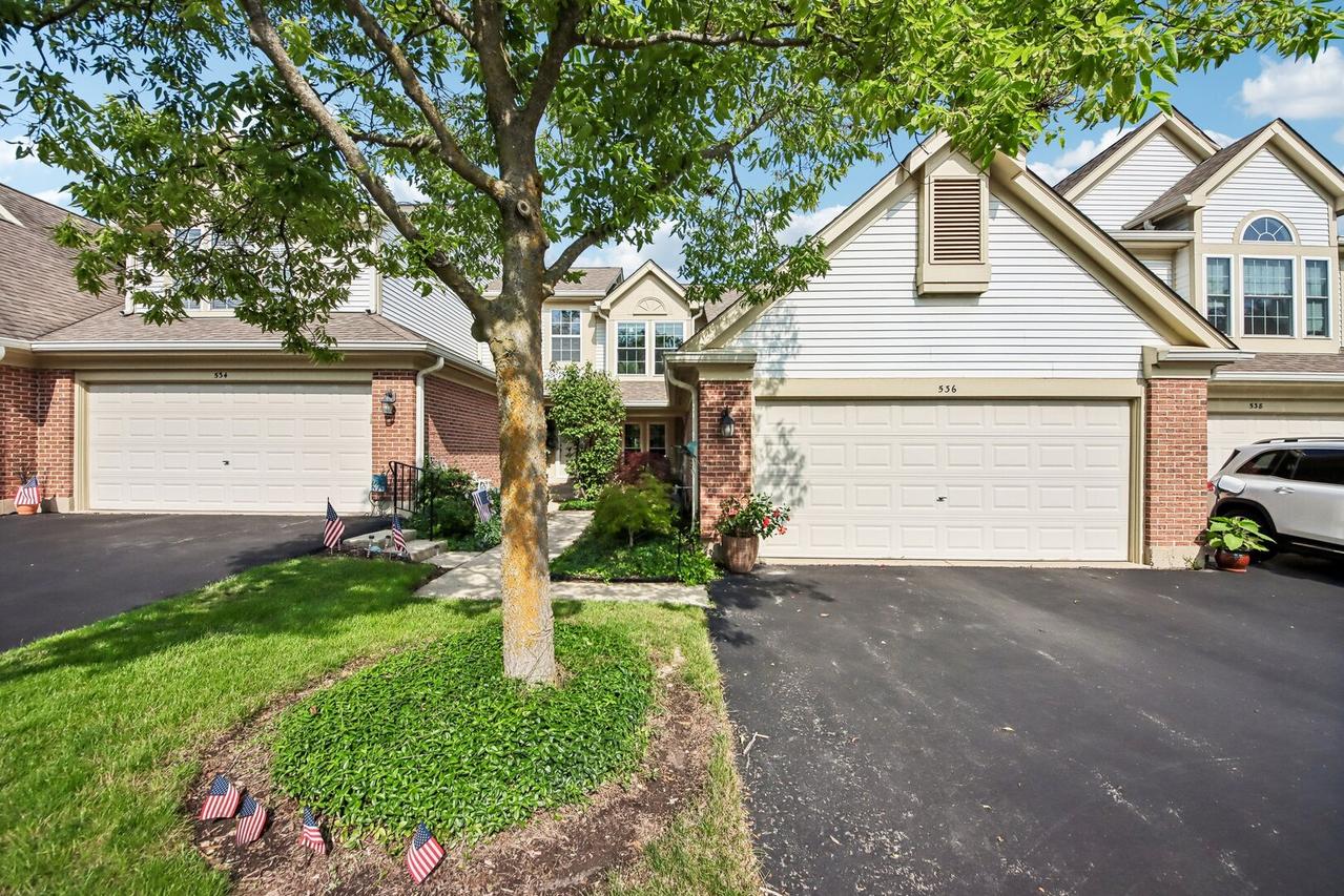 536 Pembrook Ct., Crystal Lake, IL 60014