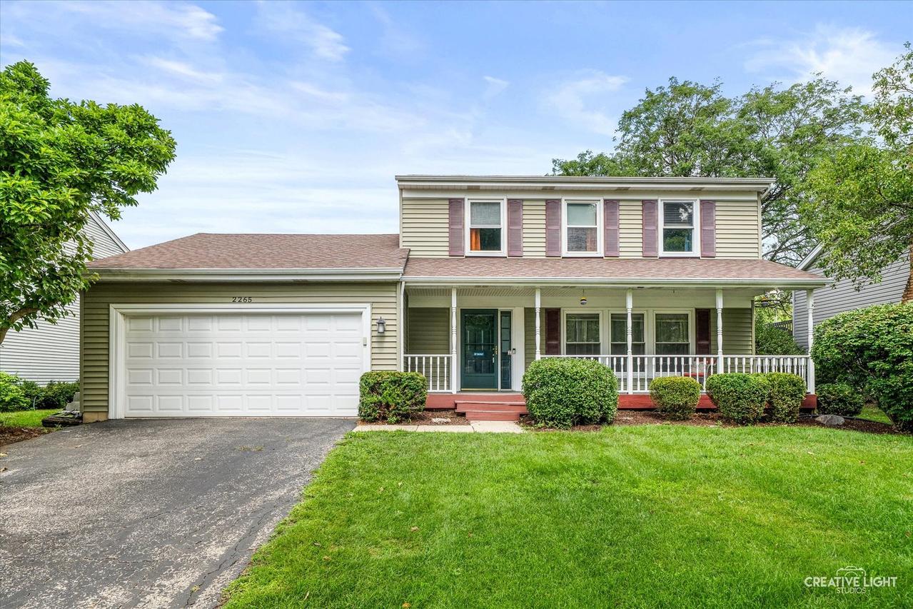 2265 Woodland Cir., Naperville, IL 60565