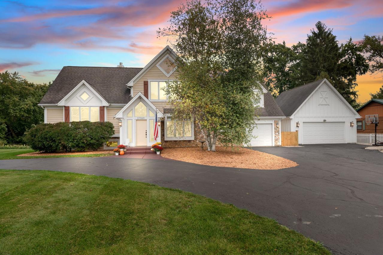 27069 W Fox River Rd., Cary, IL 60013