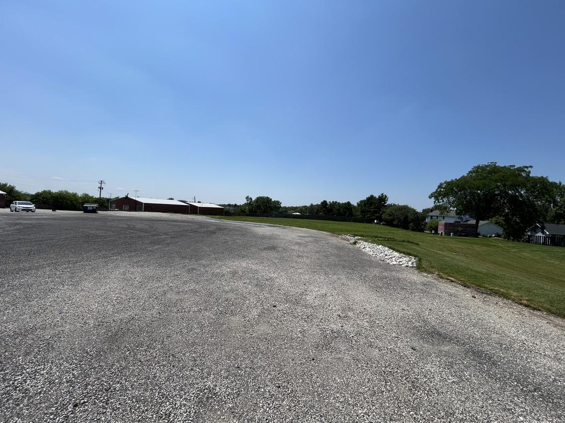 000 S Dixie Hwy., Beecher, IL 60401