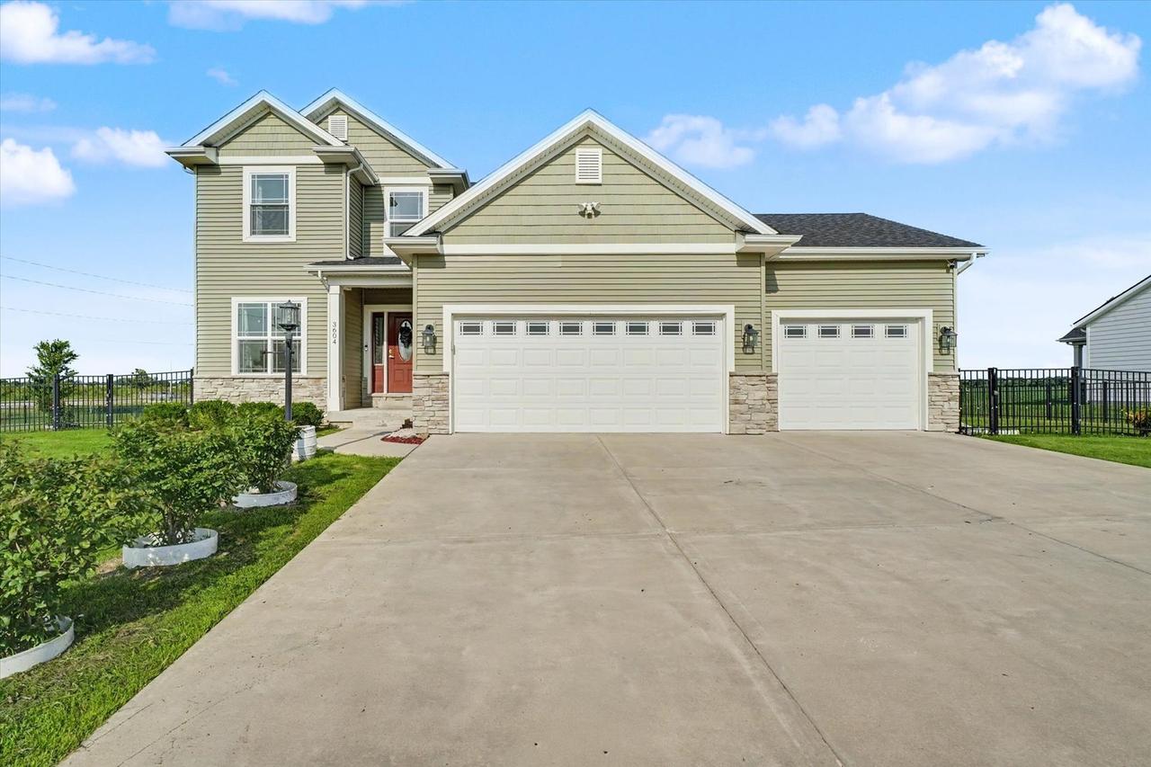 3606 Freedom Blvd., Champaign, IL 61822