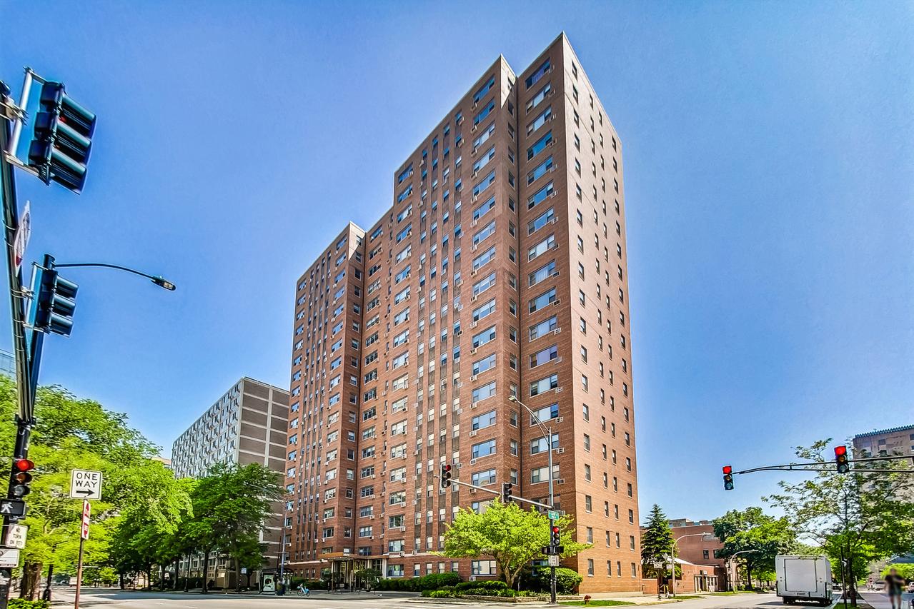 2909 N Sheridan Rd. #114, Chicago, IL 60657