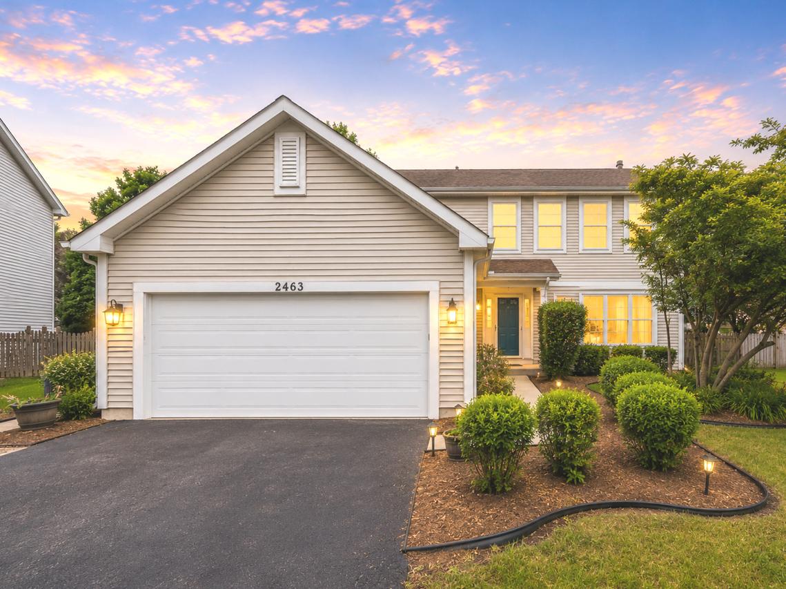 2463 Warm Springs Ln., Naperville, IL 60564