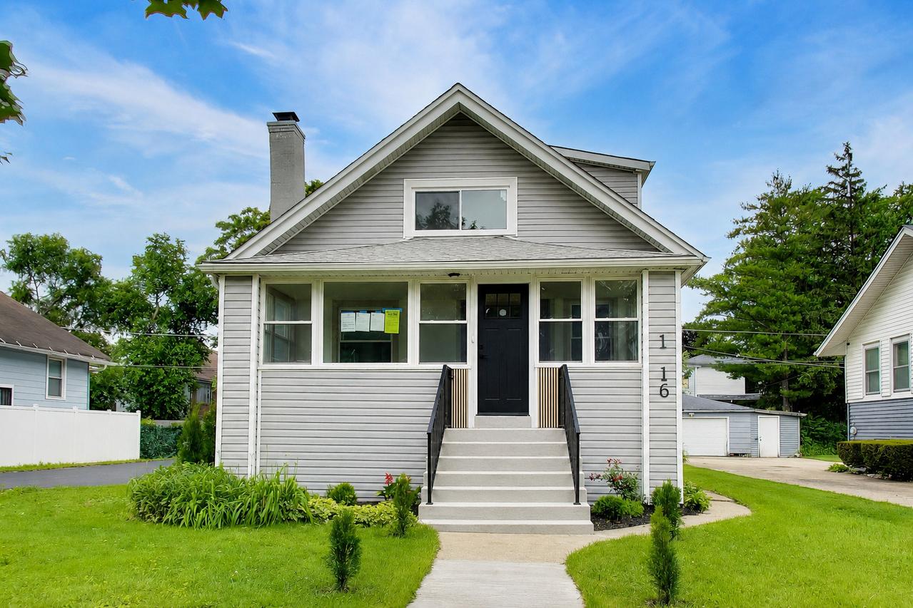 1416 S 17th Ave., Maywood, IL 60153